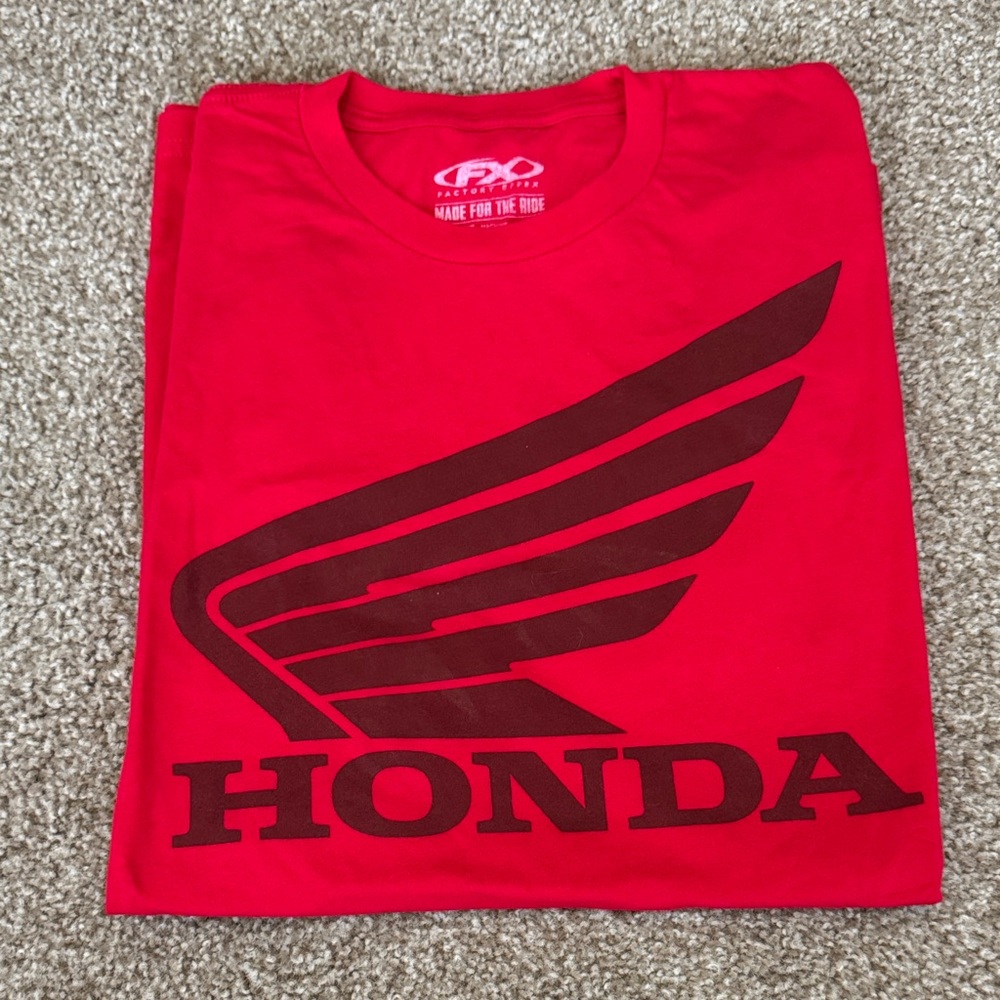 EEUC Honda Red Graphic Tee, size Men’s L